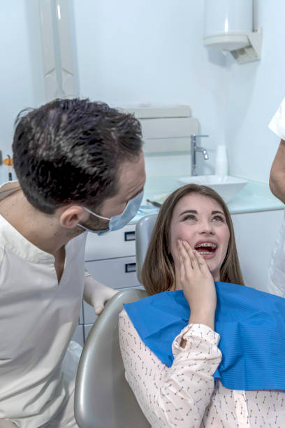 Best Emergency Tooth Extraction in Seymour, TX